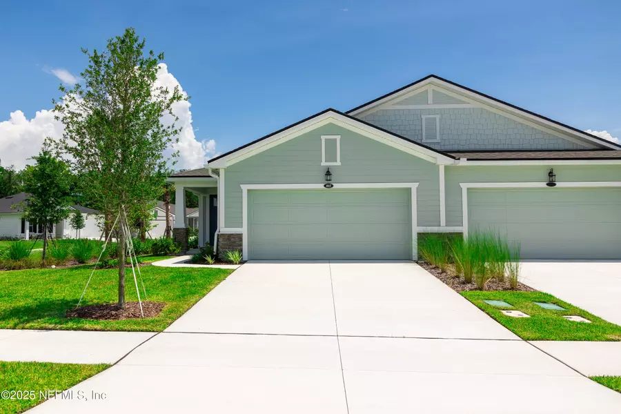 465 JUNIPER HILLS DR, St. Johns, FL 32259