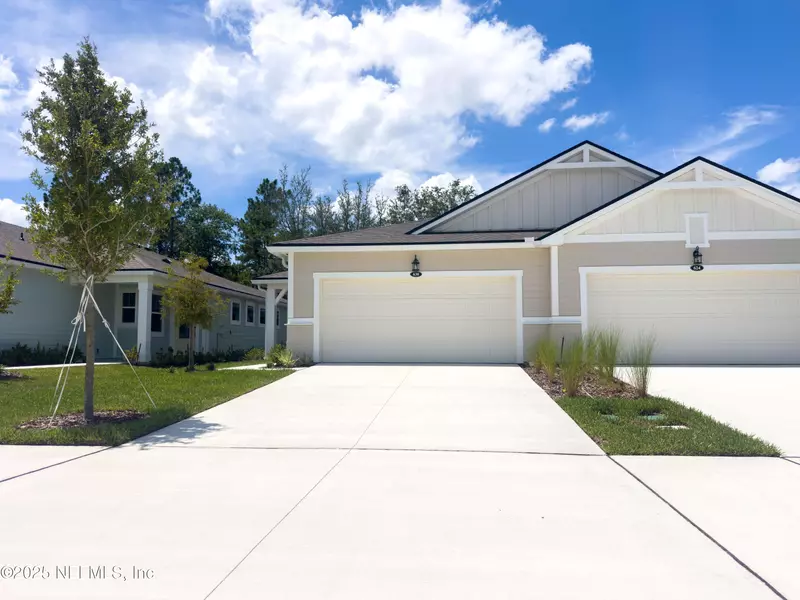 630 JUNIPER HILLS DR, St. Johns, FL 32259