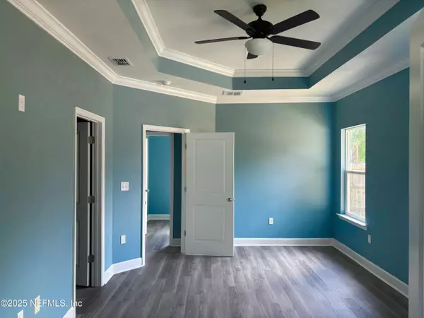Crawfordville, FL 32337,41 SHORT VINE ST