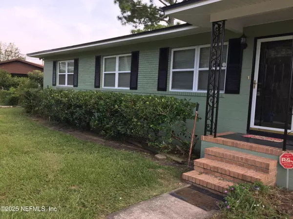 Jacksonville, FL 32277,6938 CORKWOOD RD