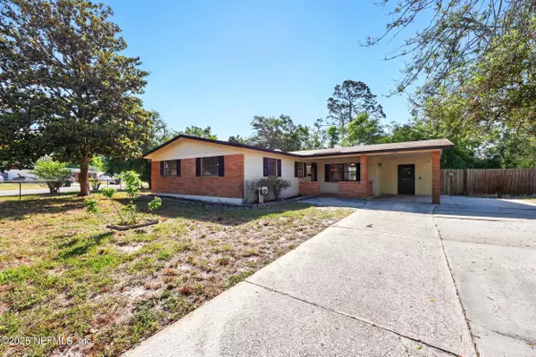 Orange Park, FL 32073,588 MADEIRA DR