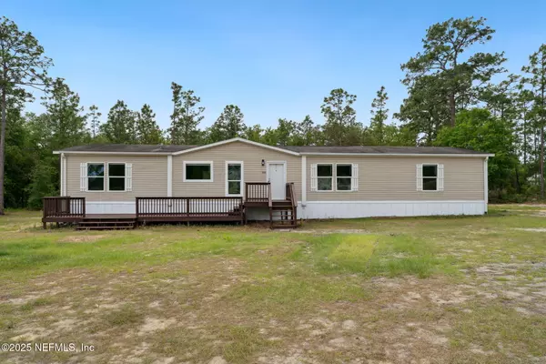 Hawthorne, FL 32640,105 TORRES RD