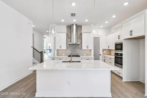 Ponte Vedra, FL 32081,284 SUTTON DR