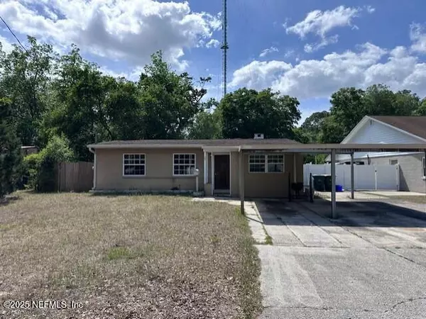 4104 PEACH DR, Jacksonville, FL 32246