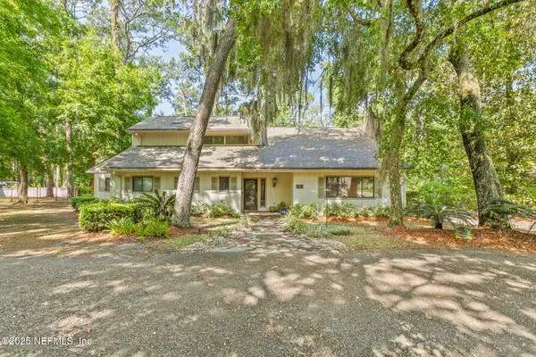 Jacksonville, FL 32223,12852 LONGVIEW DR W