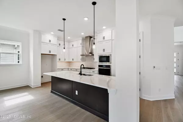 Jacksonville, FL 32224,5565 LUMBER MILL RD