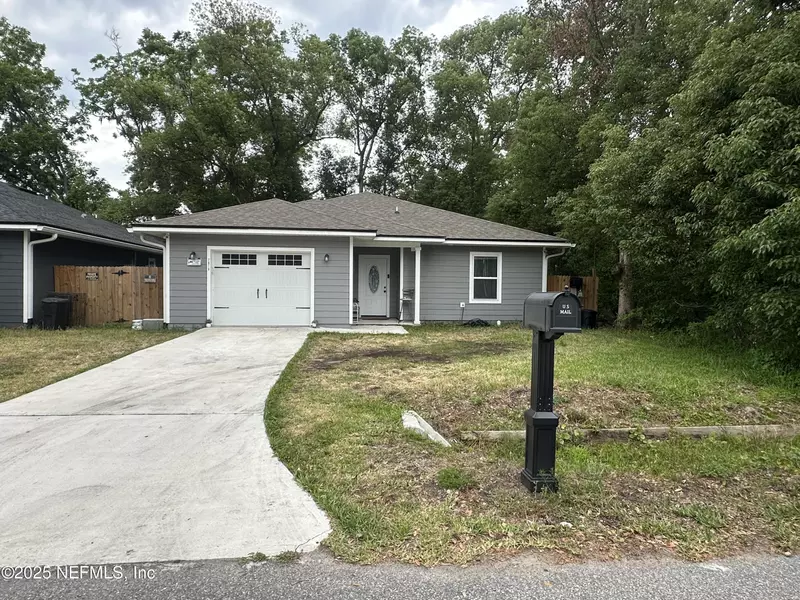 7916 DEKLE AVE, Jacksonville, FL 32219