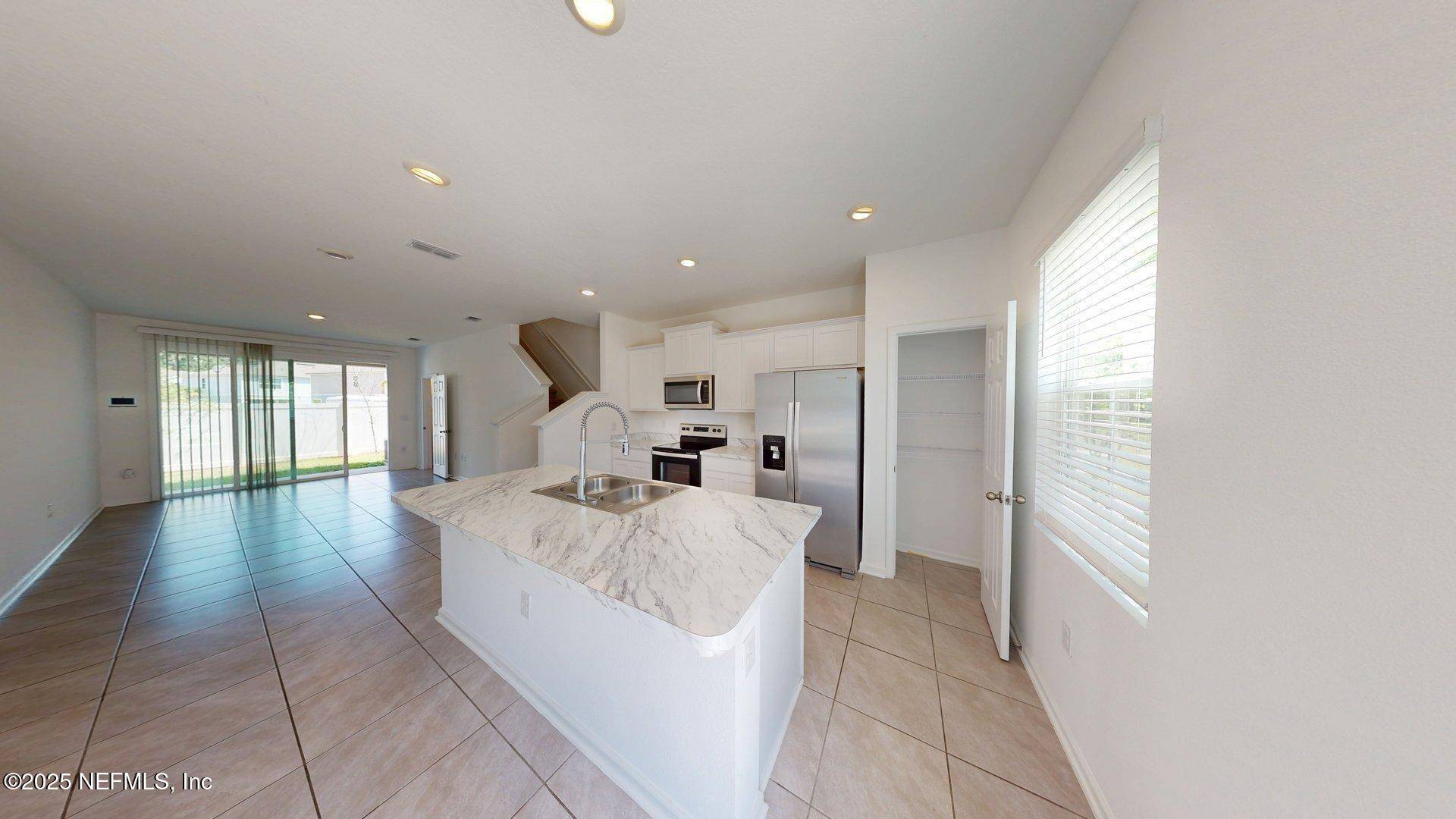 Jacksonville, FL 32256,8367 ZENITH CIR