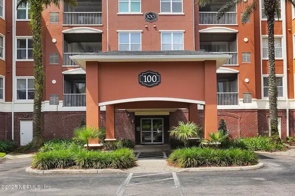 Jacksonville, FL 32216,4480 DEERWOOD LAKE Pkwy #121