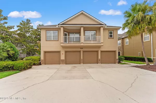 Jacksonville, FL 32256,7151 DEERFOOT POINT CIR #11-2