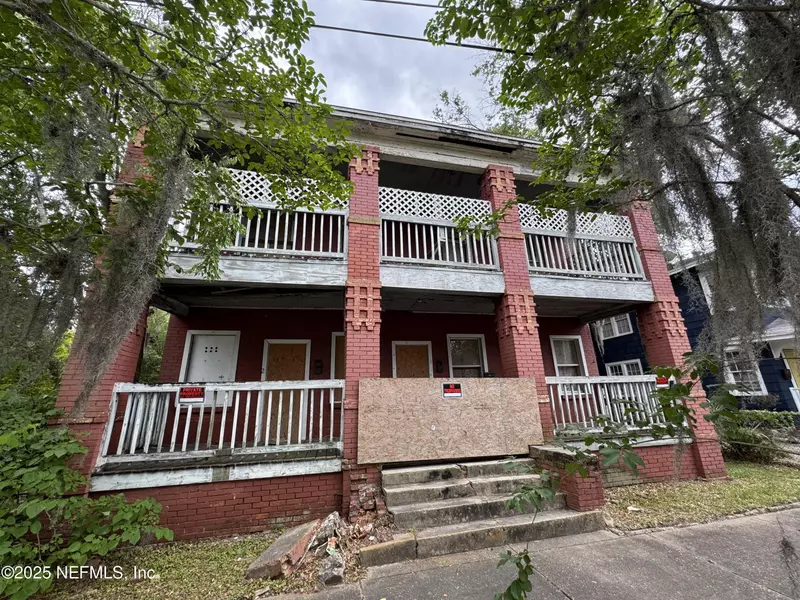 24 COTTAGE AVE, Jacksonville, FL 32206