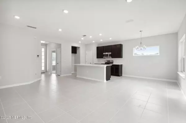 Jacksonville, FL 32222,6303 WESTON WOODS DR #0036