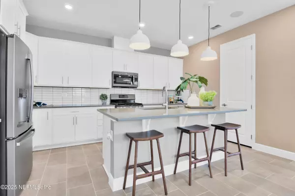 Deland, FL 32720,329 ALEXANDRITE ST