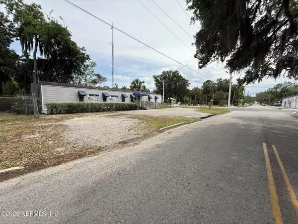 Palatka, FL 32177,1428 ST JOHNS AVE