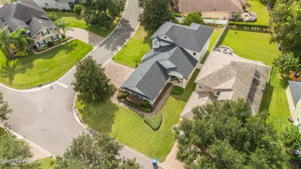 1800 REAR ADMIRAL LN, St. Johns, FL 32259