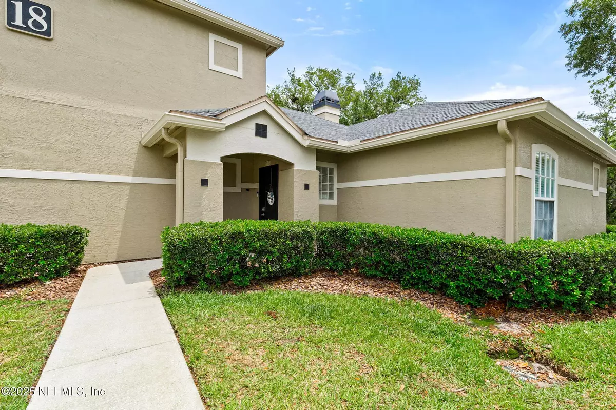 Jacksonville Beach, FL 32250,1701 THE GREENS WAY #1815