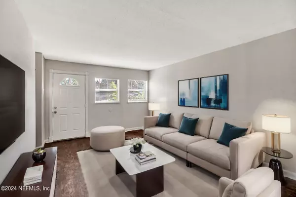 Atlantic Beach, FL 32233,714 CAVALLA RD