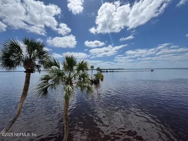 Orange Park, FL 32073,2199 ASTOR ST #205
