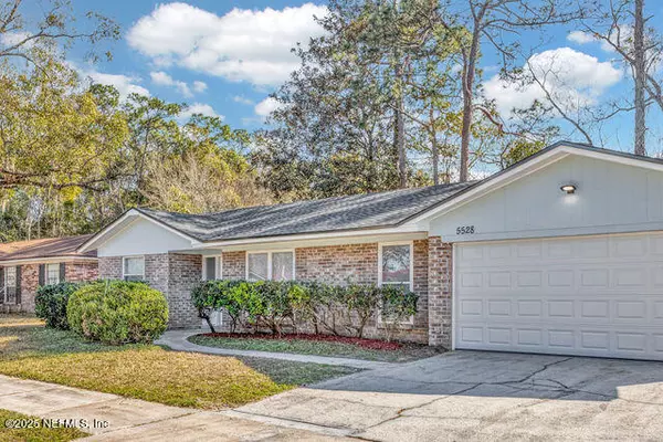 5528 LOFTY PINES CIR S,  Jacksonville,  FL 32210