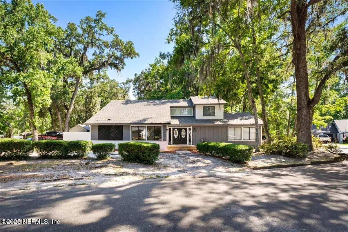 Orange Park, FL 32073,2438 SYLVAN CHASE DR