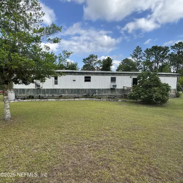 Interlachen, FL 32148,2000 FERN AVE