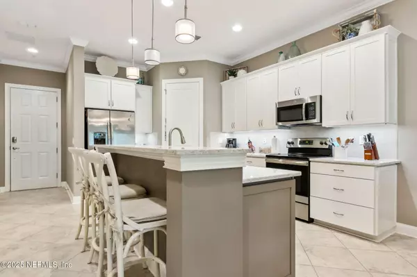 Fernandina Beach, FL 32034,95282 SUMMERWOODS CIR #608