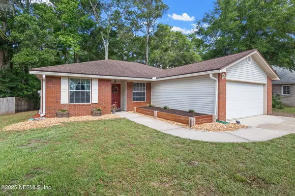 Jacksonville, FL 32225,952 LONG LAKE DR