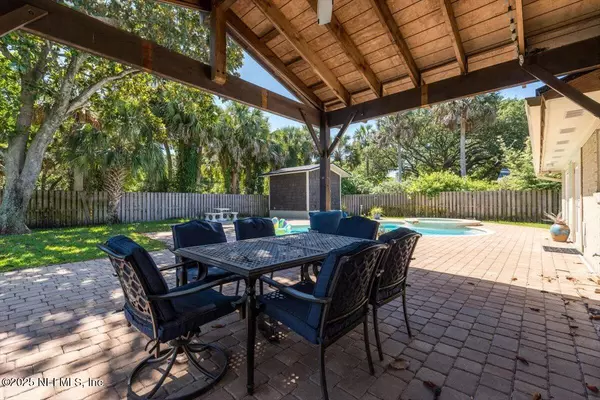 Atlantic Beach, FL 32233,1659 SEA OATS DR