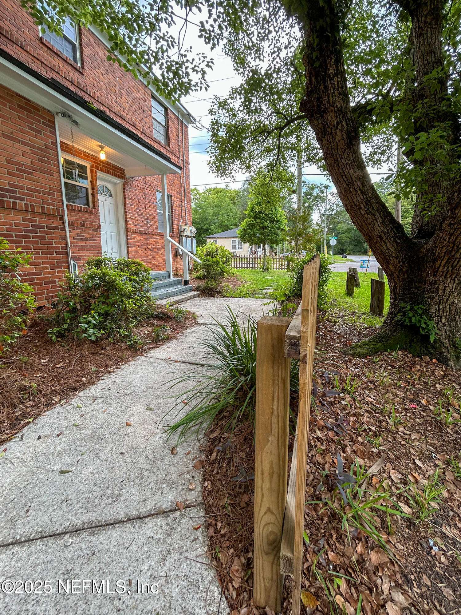Jacksonville, FL 32205,825 MCDUFF AVE S #1