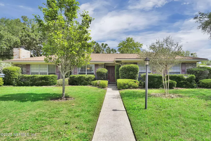 359 CARSON DR, Orange Park, FL 32073