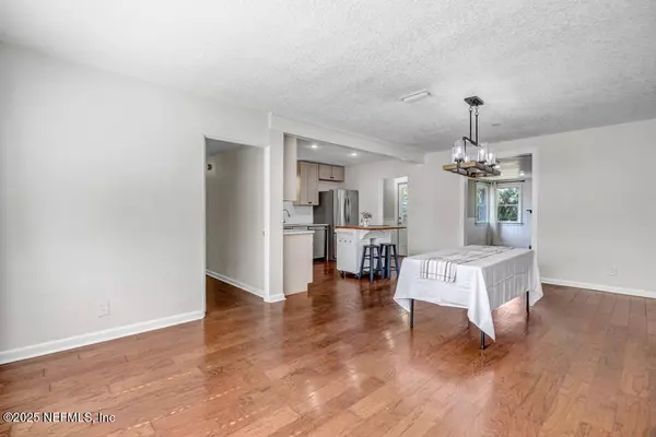 Jacksonville, FL 32217,6216 E FORDHAM CIR