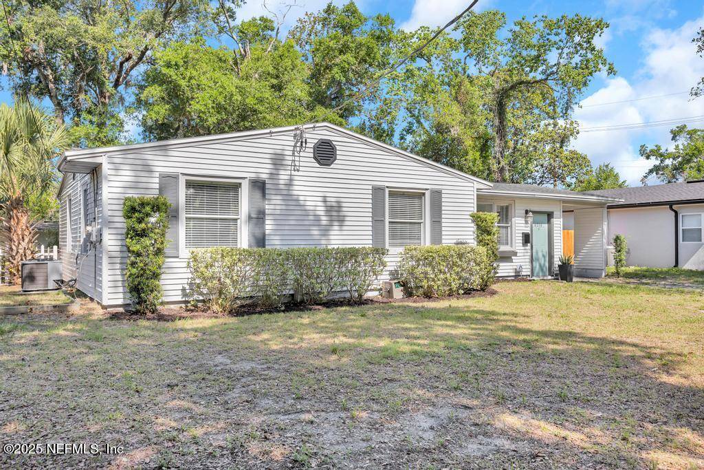 Jacksonville, FL 32217,6216 E FORDHAM CIR