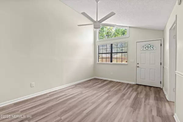 Jacksonville, FL 32246,2492 WHISPERING WOODS BLVD #UNIT 1