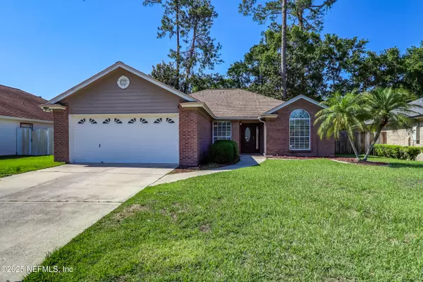 1940 HARBOR ISLAND DR, Fleming Island, FL 32003