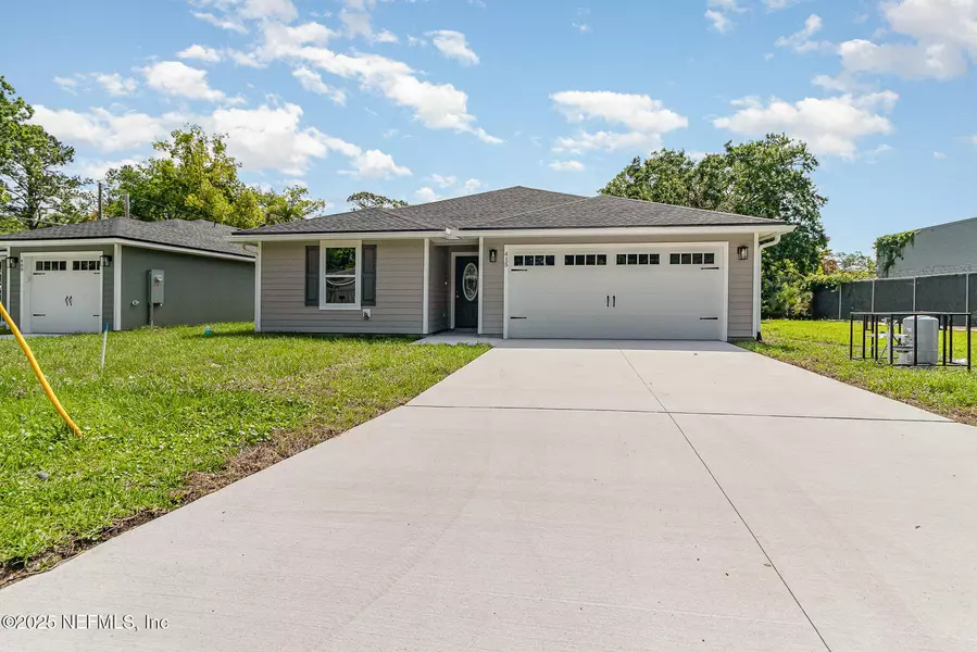 415 WILLOW BRANCH AVE, Jacksonville, FL 32254