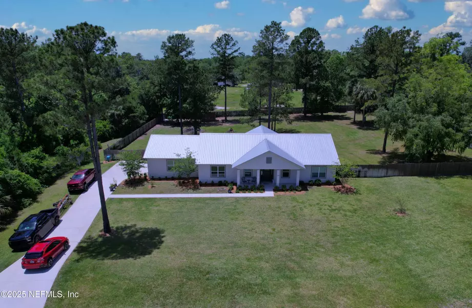 125 NEWCASTLE RD, Palatka, FL 32177