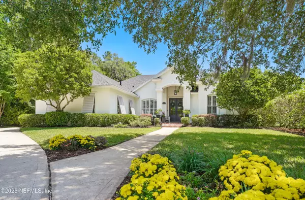 Ponte Vedra Beach, FL 32082,150A N ROSCOE BLVD