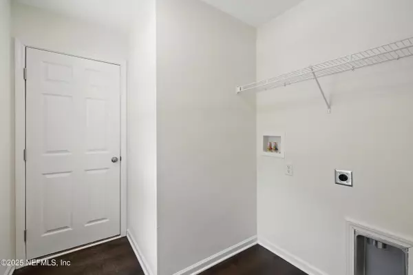 Satsuma, FL 32189,325 RUSTIC RD