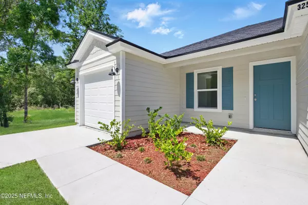 325 RUSTIC RD, Satsuma, FL 32189