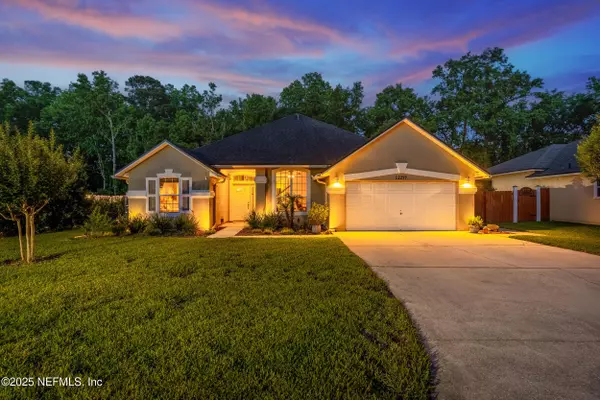 12239 E LAKE FERN DR, Jacksonville, FL 32258