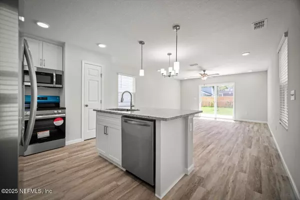 Jacksonville, FL 32211,8914 FREE AVE