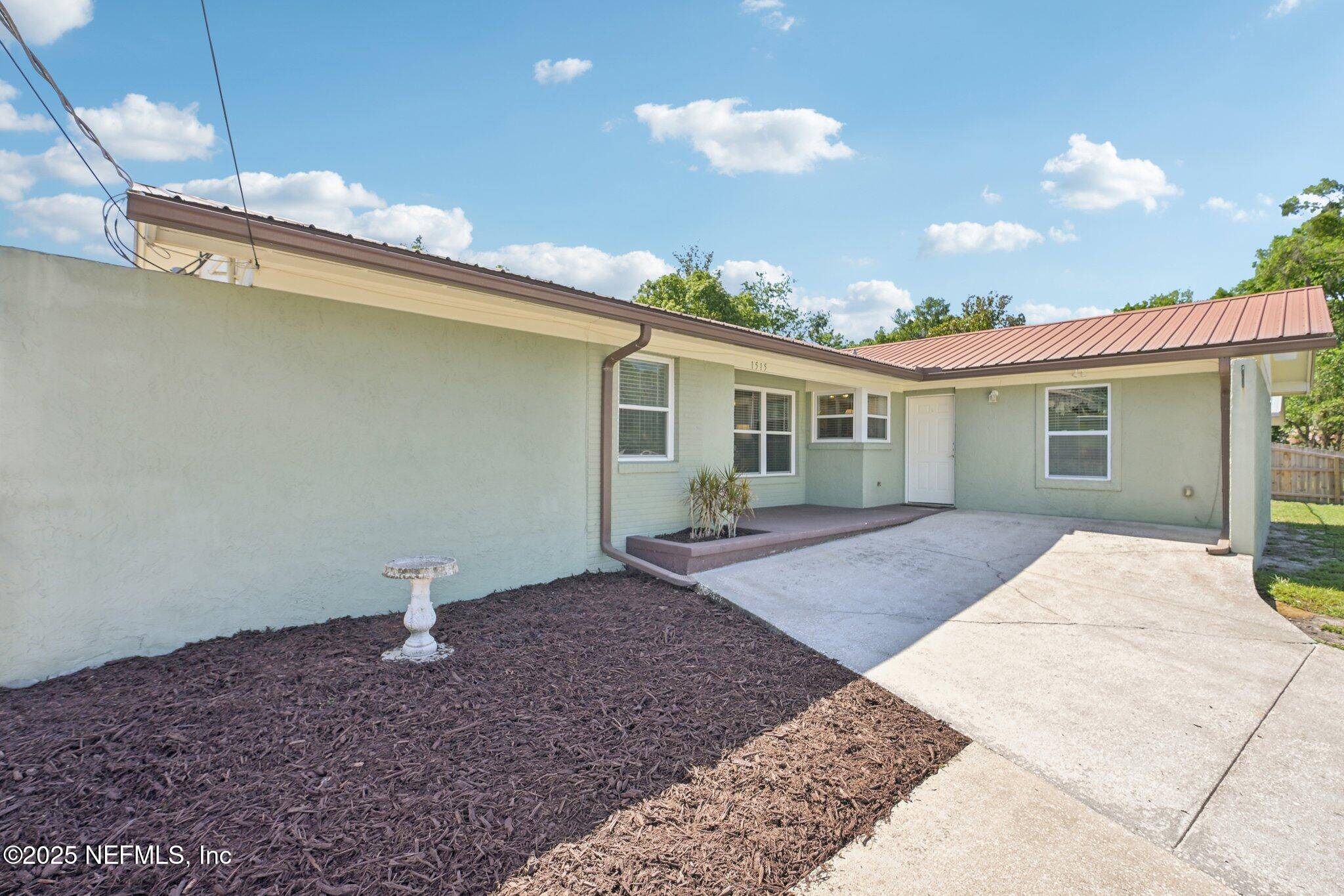 Palatka, FL 32177,1515 HUSSON AVE