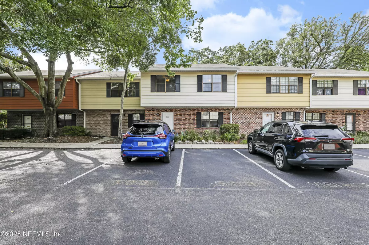 Orange Park, FL 32073,503 KETTERING WAY