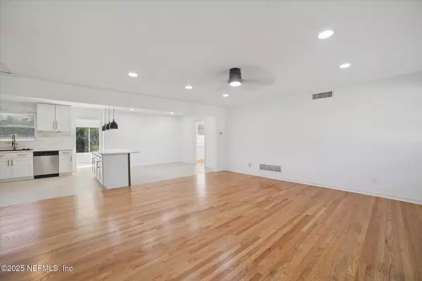 Jacksonville, FL 32211,1359 MALVERNE AVE