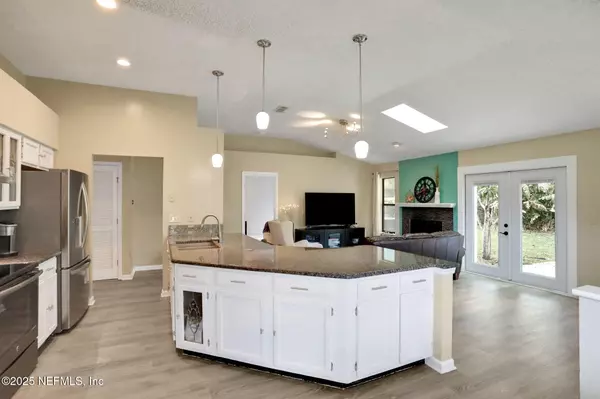 Jacksonville, FL 32225,12581 HICKORY LAKES DR S