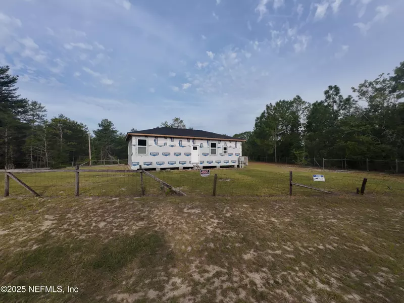 7186 WESLEYAN DR, Keystone Heights, FL 32656