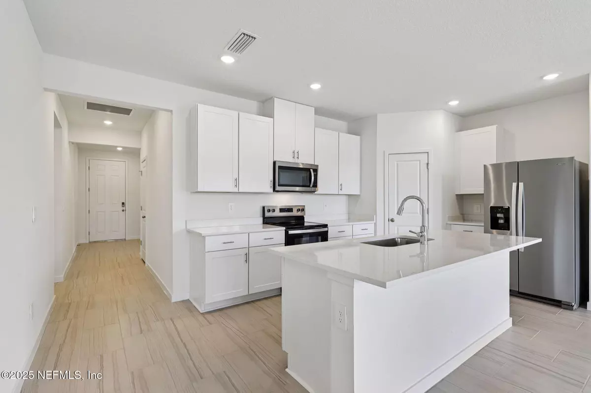 Jacksonville, FL 32218,7342 CARSON VIEW LN