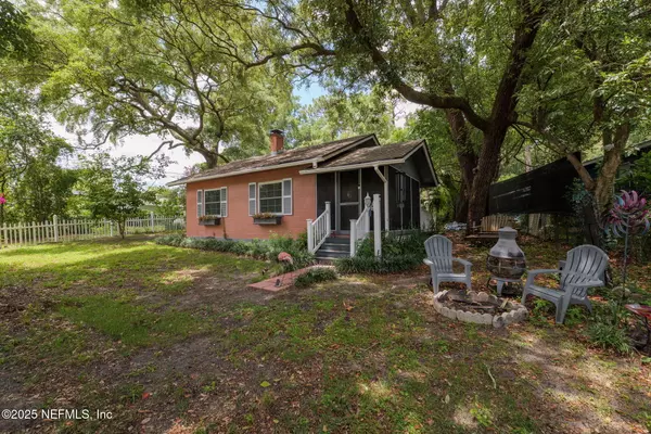 Keystone Heights, FL 32656,360 SE LAKEVIEW DR