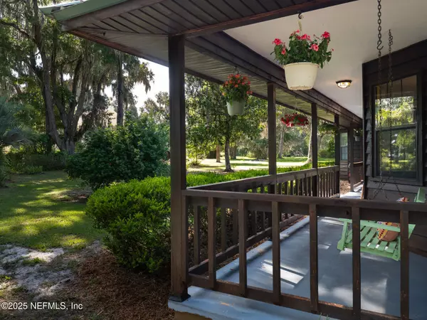 East Palatka, FL 32131,113 MYRTLEWOOD POINT RD