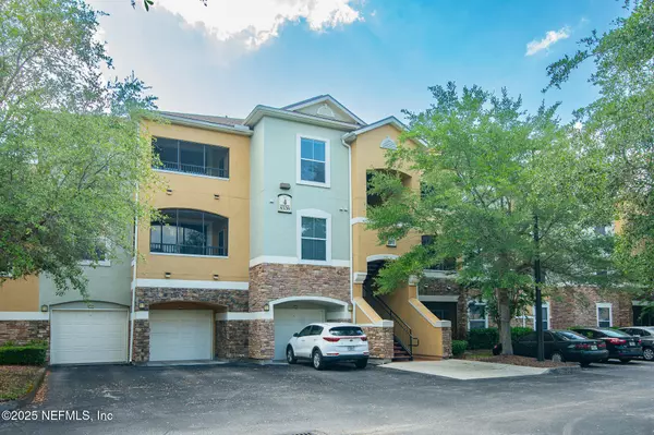 8539 W GATE Pkwy #424, Jacksonville, FL 32216